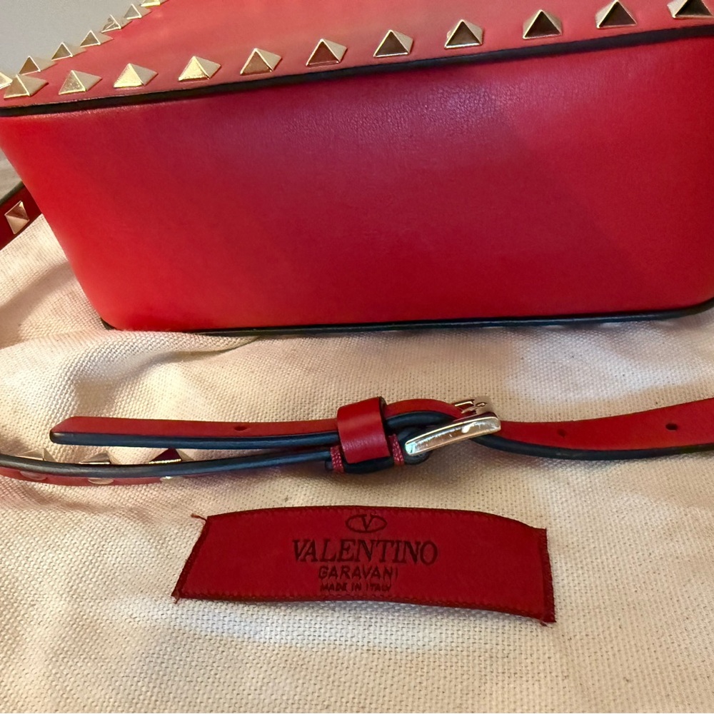 Valentino Red Rockstud Crossbody Bag - Picture 5 of 9